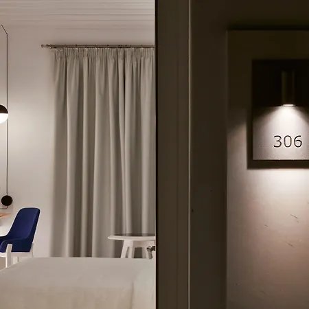 Myconian Ambassador Relais & Chateaux Hotel 5*