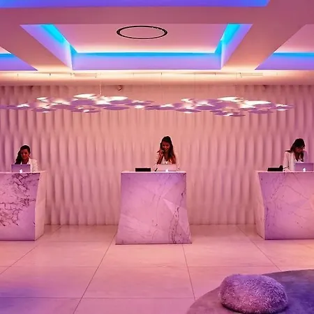 미코니안 앰배서더 릴레이&샤토 호텔 5*